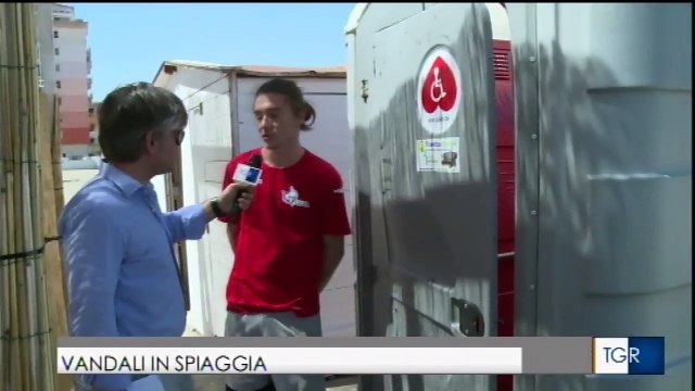 Margherita di Savoia: vandali nella spiaggia per disabili tre volte in meno di un mese