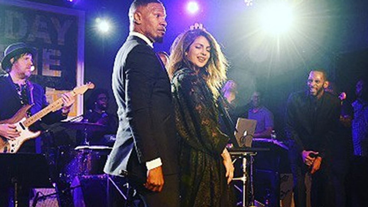 Priyanka Chopra SEXY DANCE With Jamie Foxx At Fundraiser Event  Viral Video