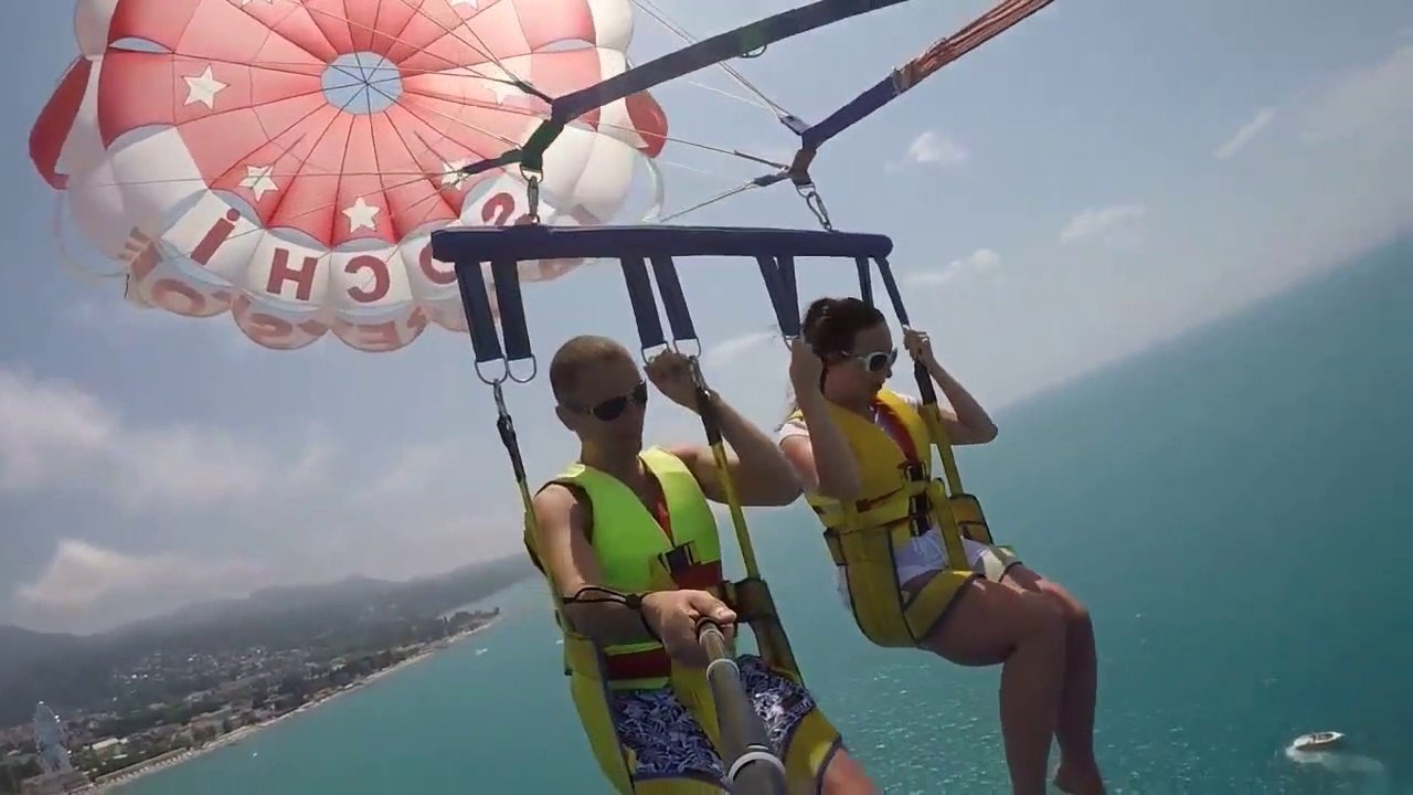 Quand la corde de ton parachute ascensionnel lâche en plein vol... Flippant