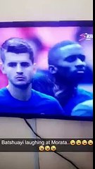 هل كان لاعب تشيلسي باتشواي يضحك على موراتا بعد تضييعه ركلة الجزاء ؟