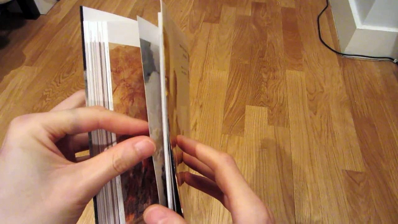 Ashley Wood: 2016: Zawa Zawa: The Treasured Art Works of Ashley Wood (art book)