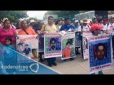 Guerrerenses lloran en Iguala a los normalistas desaparecidos