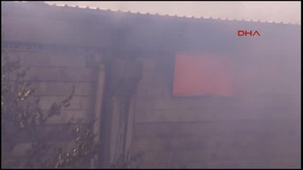 Gaziantep'te Iplik Fabrikasında Yangın Çıktı, Yakın Evler Boşaltıldı