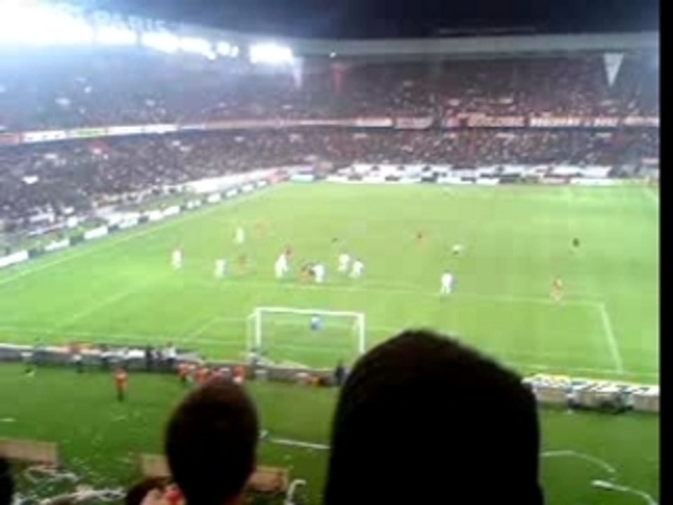 Psg ol tous derriere paris!