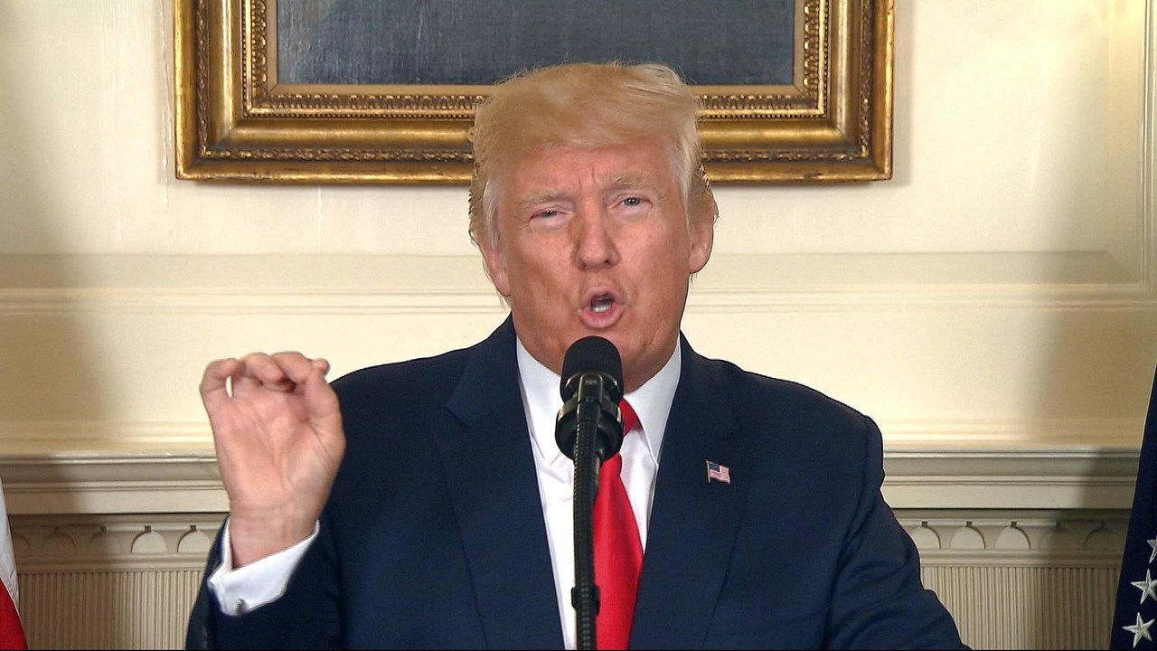 Trump condemns white supremacists after Charlottesville attack