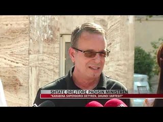 Shtatë drejtorë padisin ministren e arsimit Karabina - News, Lajme - Vizion Plus