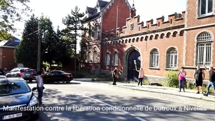 Manifestation contre la libération de Dutroux à Nivelles