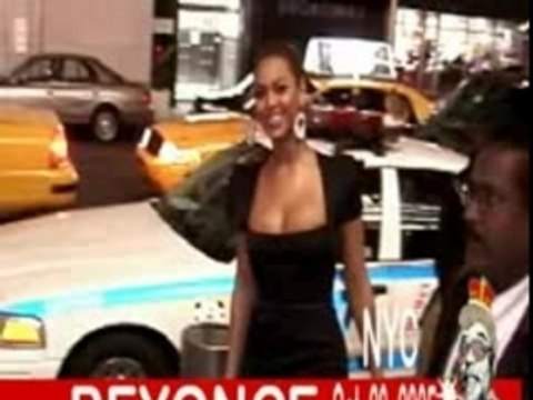 Beyonce Knowles and JayZ in New York 02.11.2005