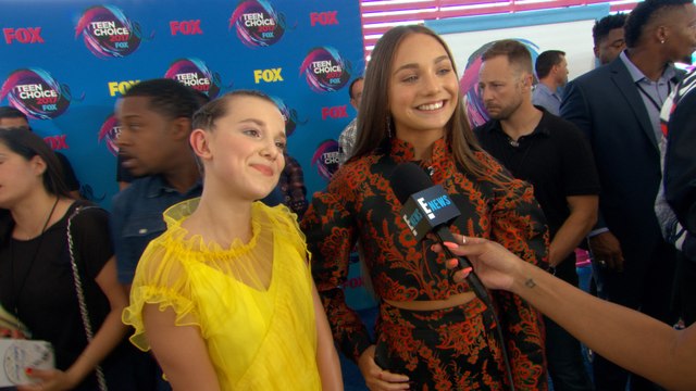 Maddie Ziegler & Millie Bobby Brown Are Totally BFFs