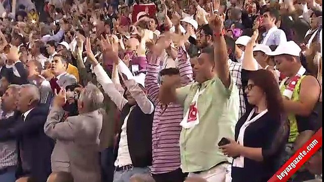 AK Parti 16. kuruluş yıl dönümü etkinliklerinde AK şarkılar