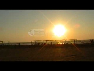 Ora News - Dy të mbytur në Divjakë e Velipojë. Shpëtohet 11 vjeçarja