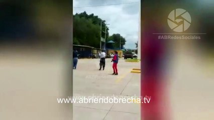 Graban instante en que matan a joven para robarle moto en TGU