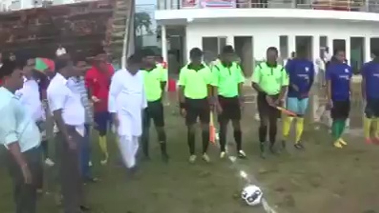 See how Captain Safdar kick off the football match