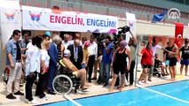Engelli çocuklara yüzme eğitimi