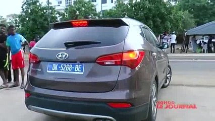 Les images de la sortie de prison de la chanteuse Amy Collé Dieng