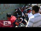 Vandalizan cuartel militar de Iguala en marcha por normalistas/ Pascal Beltrán