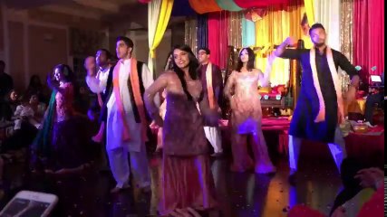 mendhi dance performance