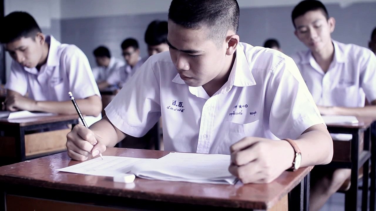 หนังสั้นเรื่อง กระดานกระดาษประกาศคำตอบ