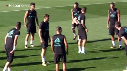 Sancionado Cristiano Ronaldo por empujar a árbitro