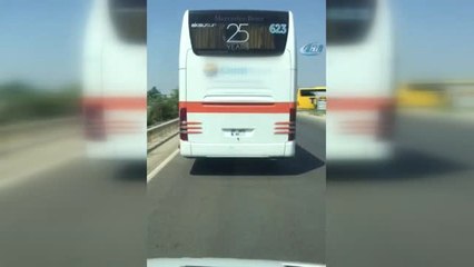 Hasta Taşıyan Ambulansa Yol Vermeyen Otobüs Kamerada