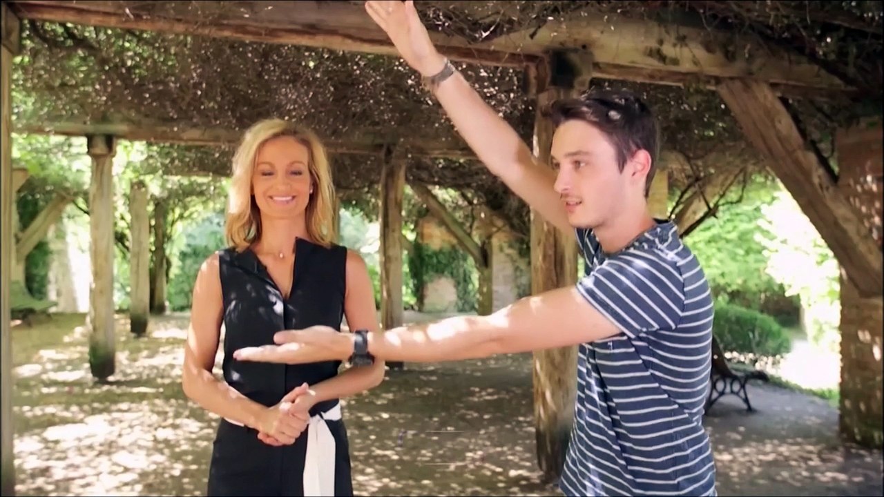 LCI - Bande Promo Rentrée 2017 - Pascale de la Tour du Pin (2017)