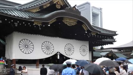 اليابانيون يحيون الذكرى 72 لاستسلام بلادهم بالحرب العالمية الثانية