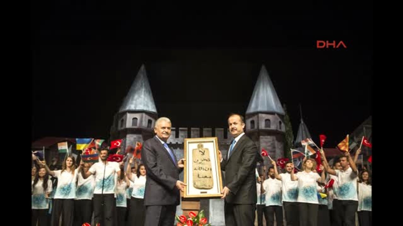 Başbakan Yıldırım Ne Yazık Ki Sosyal Medya Dili Gençlerimiz Arasında Geçerli Bir Yazı Iletişim...