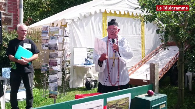 Algues vertes. Oraison funèbre pour la plage de la Grandville à Hillion