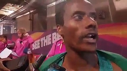 ጀግናው በኩራት በብቃት በእንግሊዘኛ   ሲያወራ አድምጡት!!  ከምሬ ነው ኮራሁበት