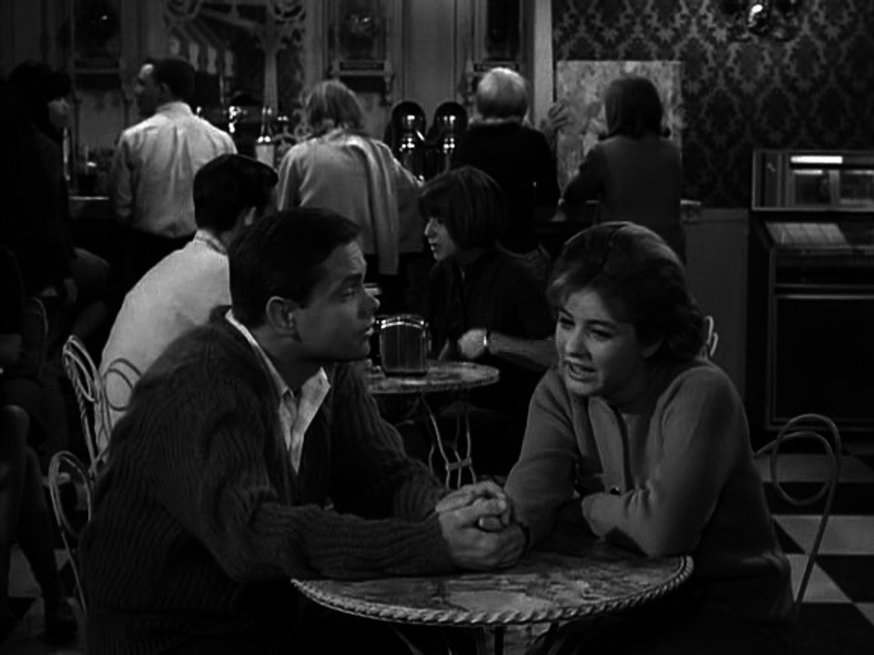 Patty Duke 323 Too Young And Foolish To Go Steady