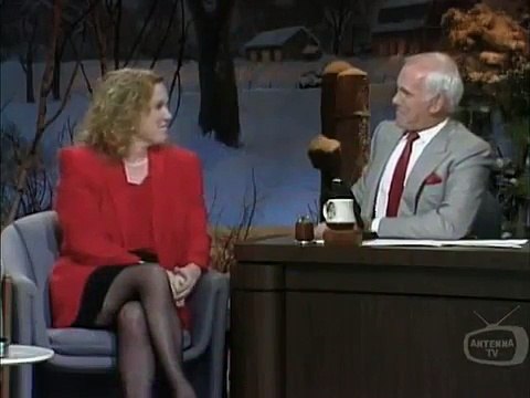 The Tonight Show Starring Johnny Carson: 12/15/1989.Liv Ullmann Newest Cover Popular Reali