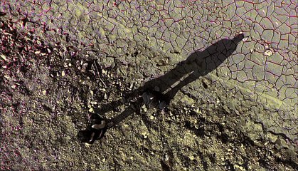 Charlie Jade S01E20 Ouroboros