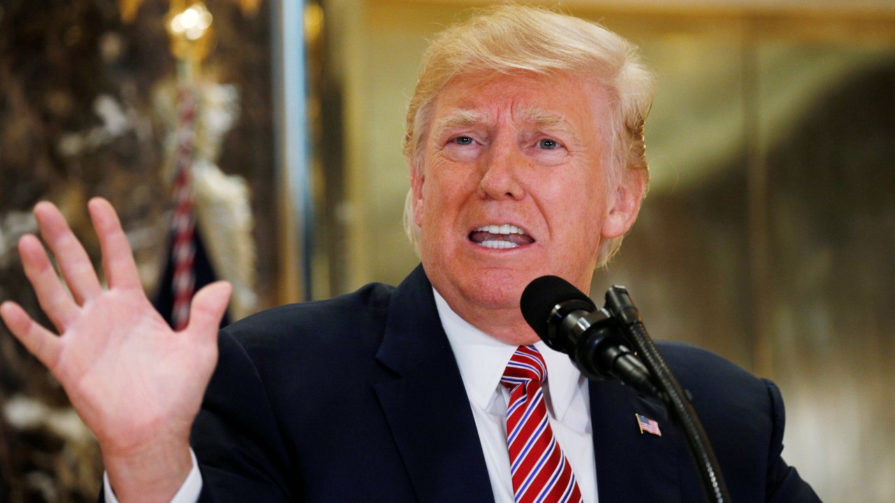 Trump bashes 'alt-left,' again saying two sides to blame in Charlottesville