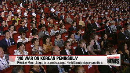 President Moon pledges to prevent war during National Liberation Day ceremony