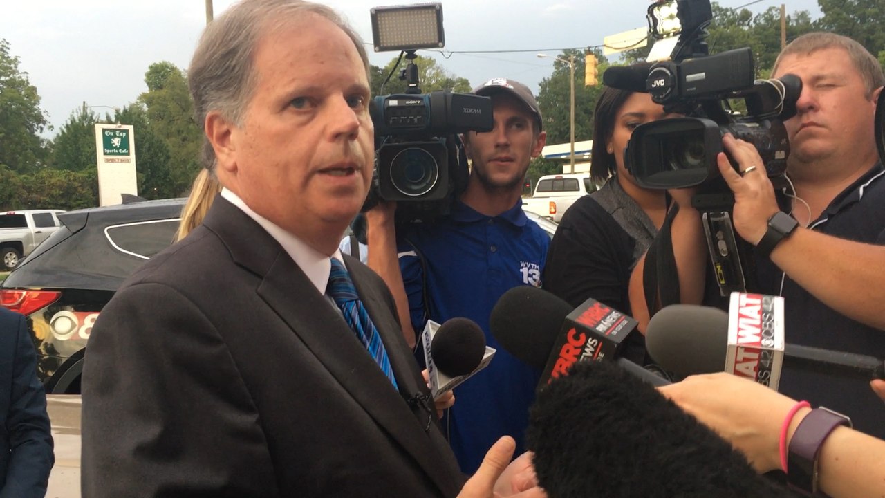 Jones: 'I'm without words' on Trump's response to Charlottesville
