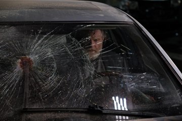 Mr. Mercedes - Season 1 Episode 2 : On Your Mark (2017)