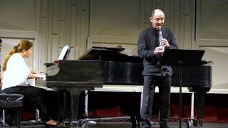 Philippe Cuper plays Sonatine by Jean Françaix for clarinet & piano