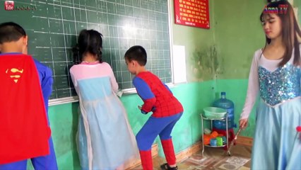 Frozen-Elsa-LEARN-COLORS-AT-SCHOOL-w-Spiderman-Joker-Anna-Family-Fun-Pretend-Play-in-Real-Life-IRL