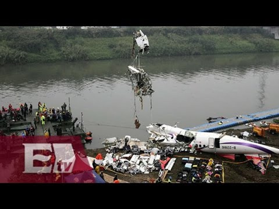Los motores del avión de TransAsia fallaron, provocando la tragedia / Titulares de la tarde