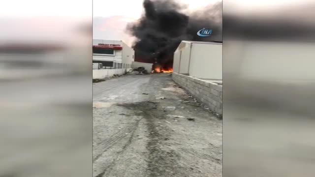 İtfaiyeden Yangını Bırakıp Hatıra Fotoğrafı Çektirdiler Haberine Tepki