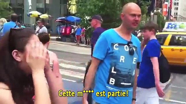 Miracles et guérisons à Times Square, New York-9y0VO7NyYl8