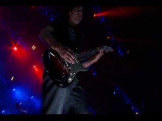 Jonas - Here She Comes Live