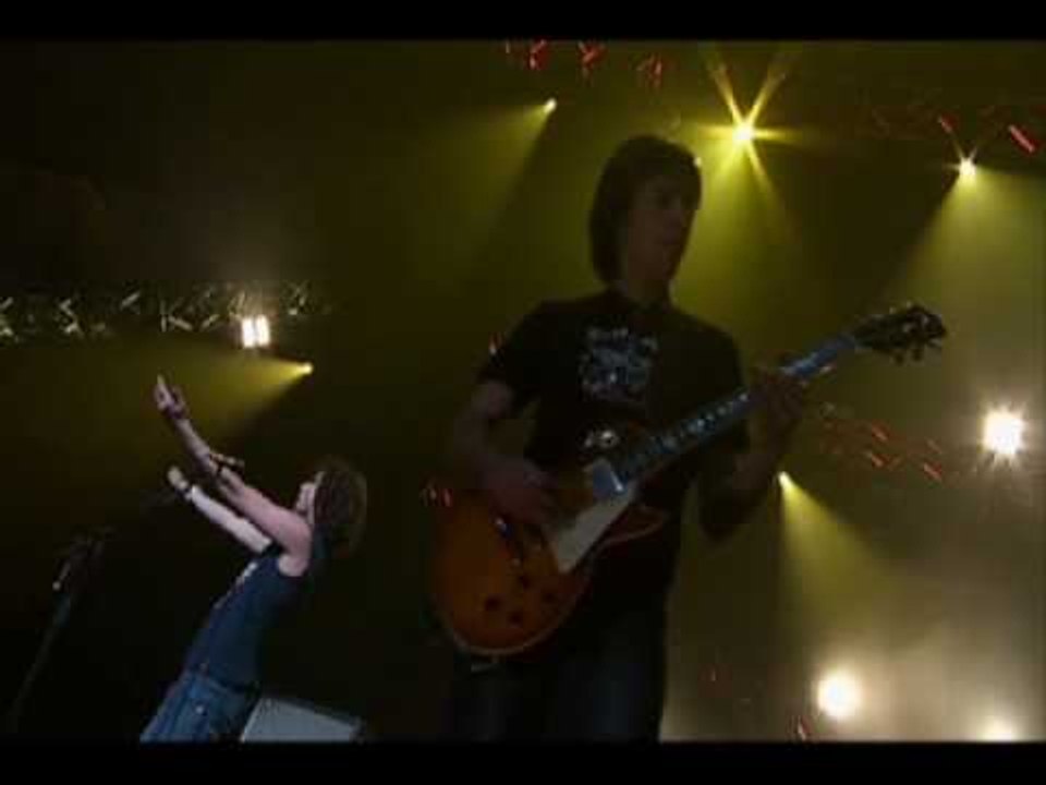 Jonas - Sweet Disaster Live