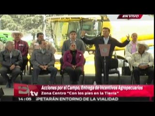 Peña Nieto entrega de incentivos agropecuarios / Titulares de la tarde