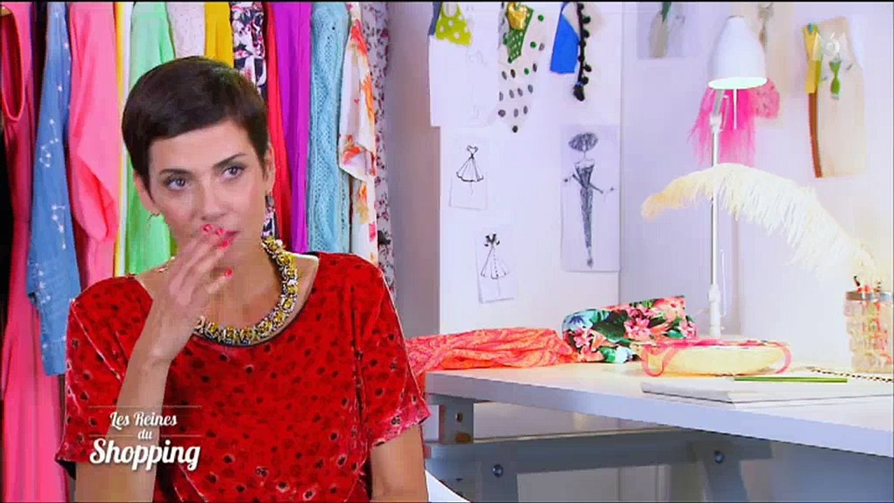 La mise en beauté d'une candidate horrifie Cristina Cordula dans "Les Reines du shopping" - Regardez