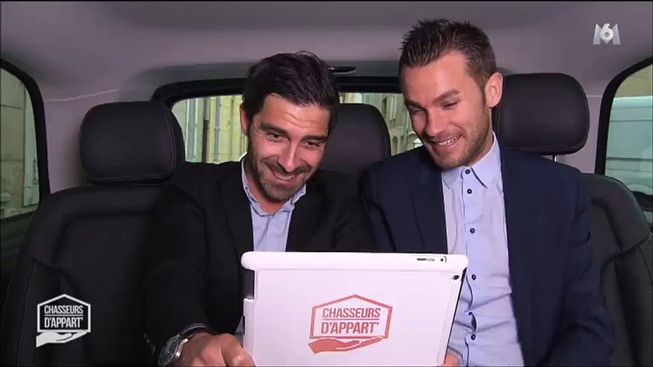 Un client de "Chasseurs d'appart" met un énorme vent à un agent immobilier - Regardez