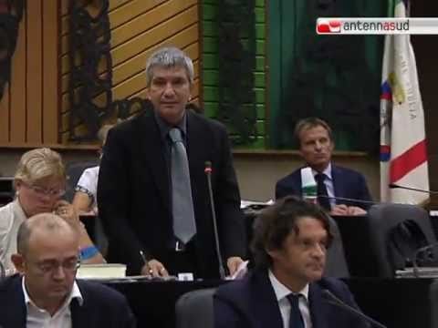 TG 20.07.11 Costi della politica, Vendola nel mirino si difende in Consiglio