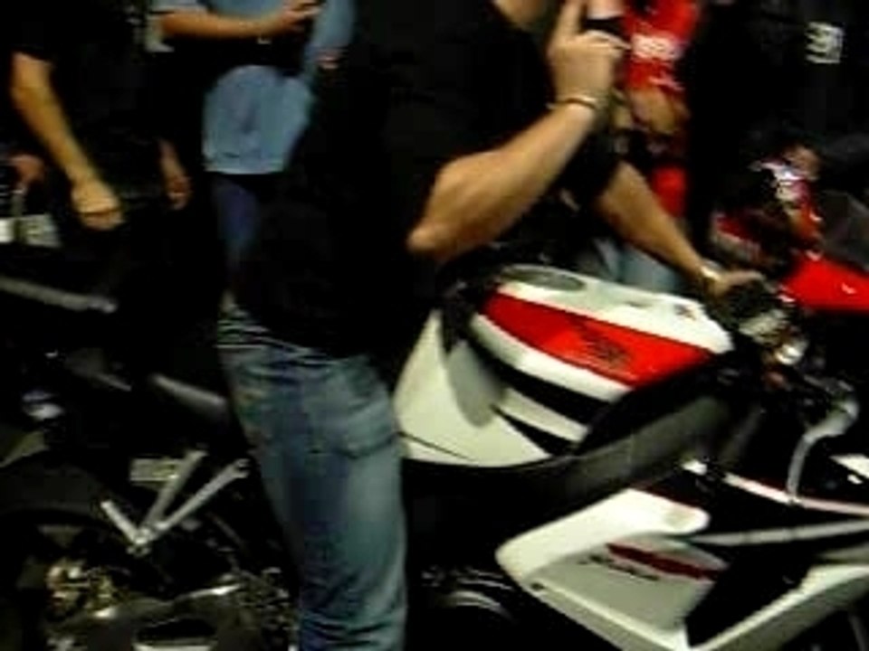 burn de moto et motards au mondiale (suite)