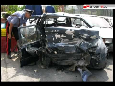 TG 27.08.11 Incidenti stradali, è lutto cittadino ad Acquaviva