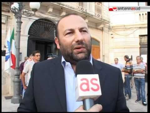 TG 09.09.11 Grumo Appula, Sindaco e cittadini in corteo contro la chiusura dell'ospedale